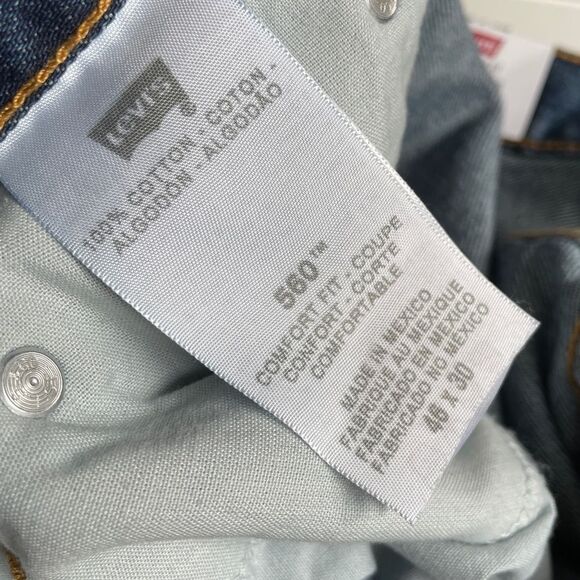 New With Tags Levi’s 560 46 x 30 Comfort Fit Tapered Leg Medium Wash Jeans - Picture 7 of 11